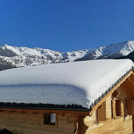 Chalet Lustycru